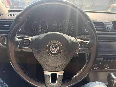 Used 2014 Volkswagen Passat TDI SE FWD image 8