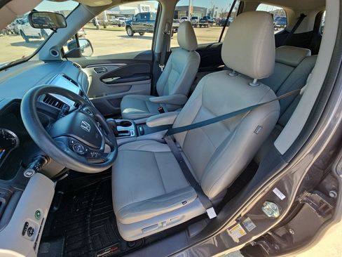 Used 2018 Honda Pilot EX image 15