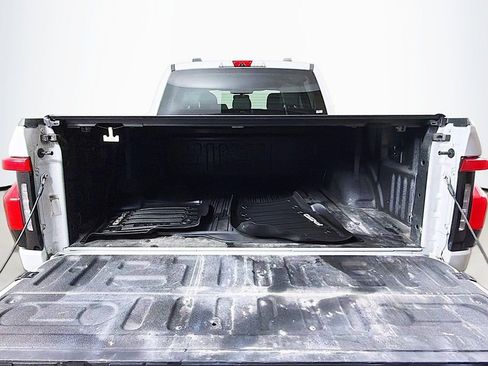 Used 2023 Ford F150 Lightning XLT image 14