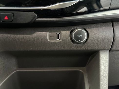 Used 2023 Ford Transit 350 XLT image 35