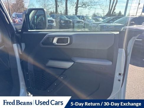 Used 2023 Ford Bronco Black Diamond image 13