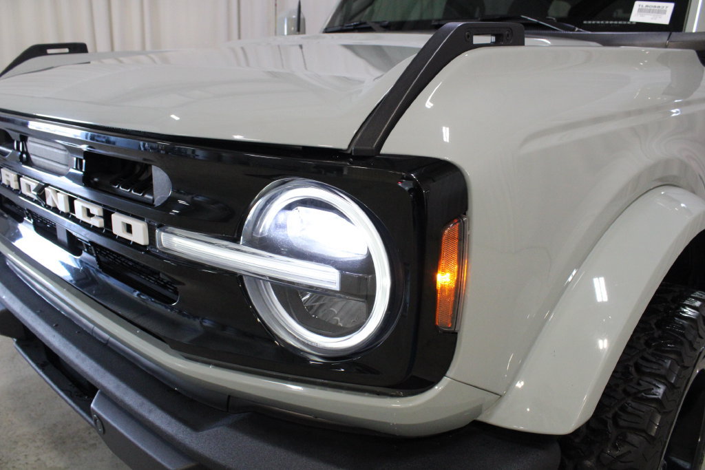 Used 2023 Ford Bronco Outer Banks AWD/4WD image 33
