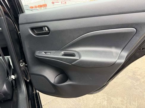 Used 2020 Nissan Versa S image 21