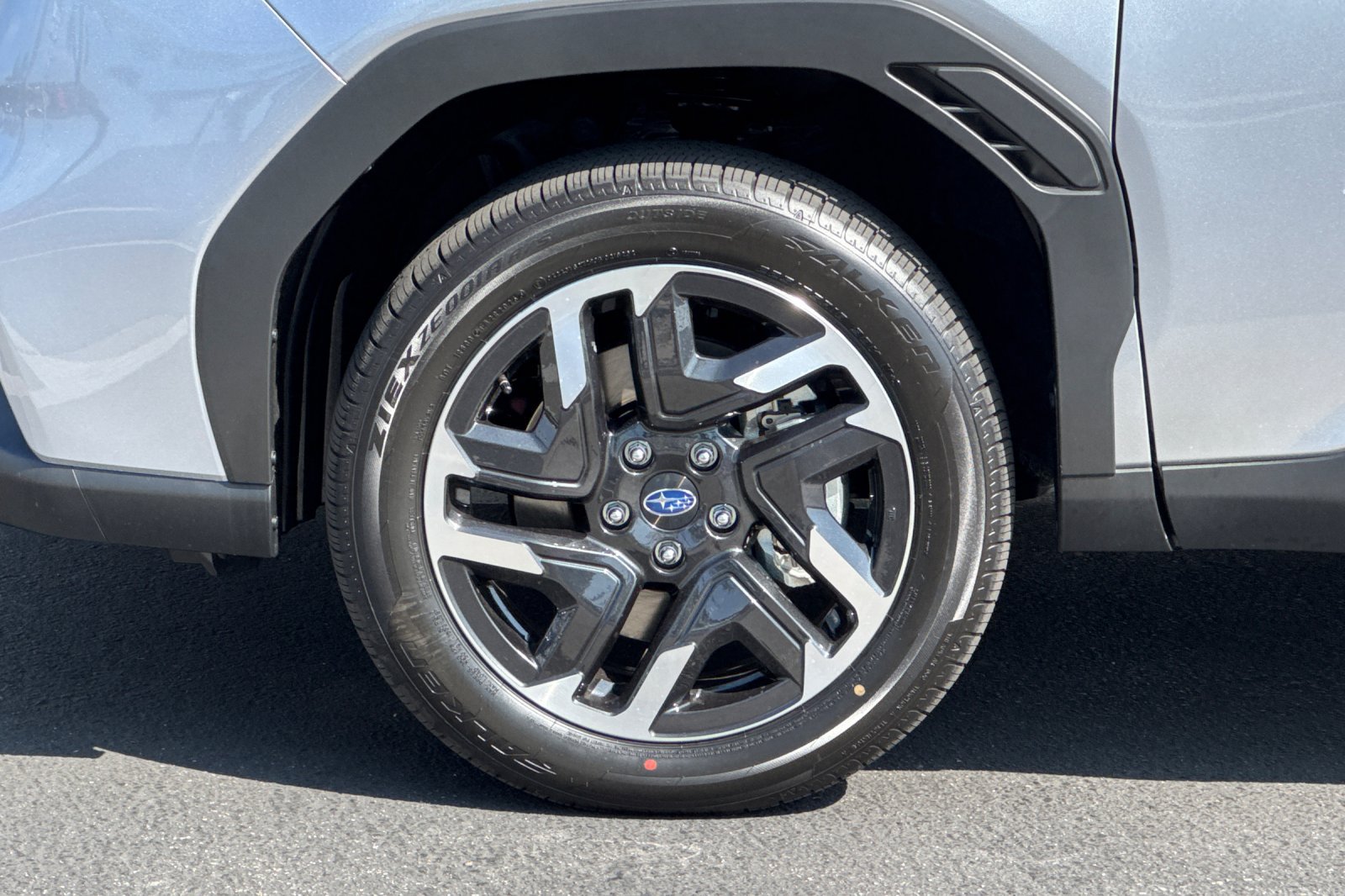 New 2026 Subaru Forester Premium AWD/4WD image 26