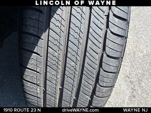 Certified 2024 Lincoln Corsair AWD image 27