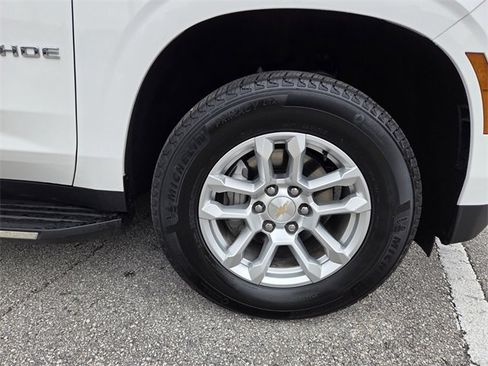 Certified 2025 Chevrolet Tahoe LT image 27