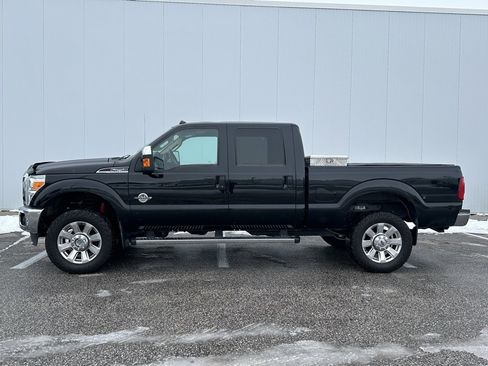 Used 2016 Ford F250 Lariat w/ Chrome Package image 2