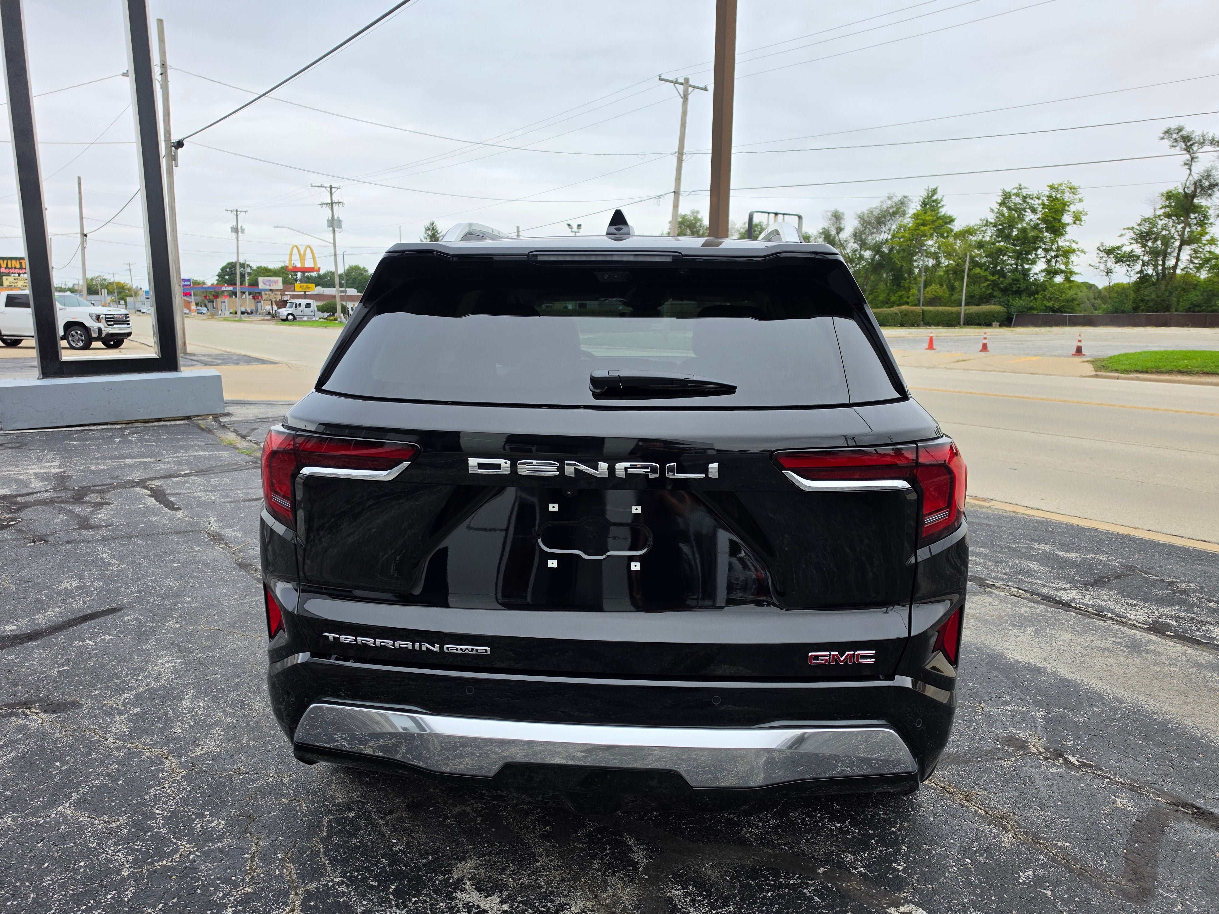 New 2027 GMC Terrain Denali AWD/4WD image 5