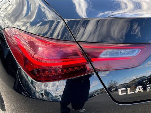 Used 2025 Mercedes-Benz CLA 250 image 28