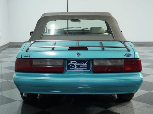 Used 1992 Ford Mustang LX image 9