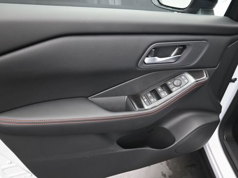 New 2026 Nissan Rogue SV image 11