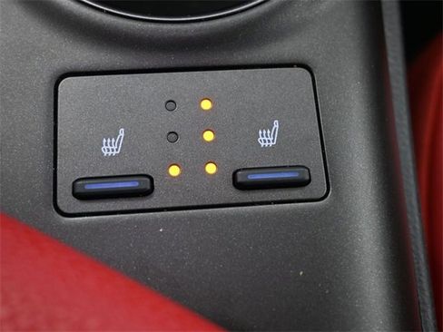 Used 2022 Toyota Camry XSE w/ Cold Weather Package image 4