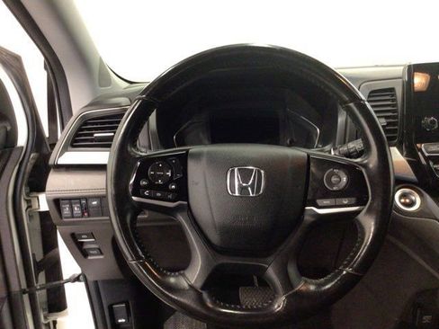 Used 2018 Honda Odyssey EX-L image 17