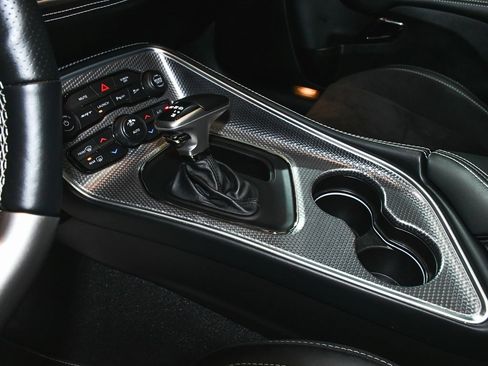 Used 2022 Dodge Challenger SRT Hellcat w/ Plus Package image 39