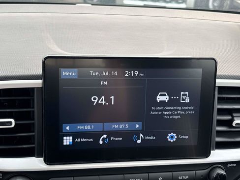 Used 2026 Hyundai Venue SEL FWD image 21