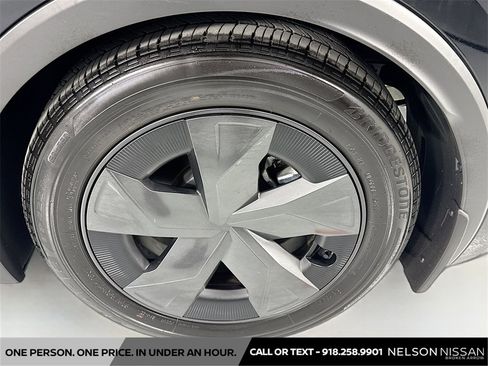 Used 2024 Toyota Prius LE image 29