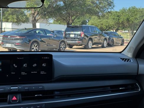Used 2025 Kia K4 FWD image 37