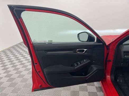 Used 2023 Honda Civic Sport image 12