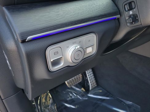 New 2026 Mercedes-Benz GLS 450 4MATIC image 29