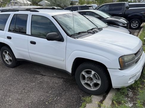 Used 2006 Chevrolet TrailBlazer LS w/ LS Preferred Equipment Group AWD/4WD image 1