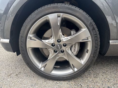 Used 2023 Genesis GV80 2.5T w/ Prestige Package image 10