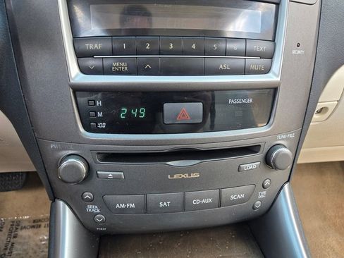 Used 2010 Lexus IS 250C RWD image 26