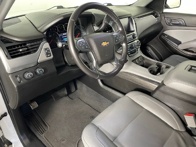 Used 2020 Chevrolet Suburban LT AWD/4WD image 3