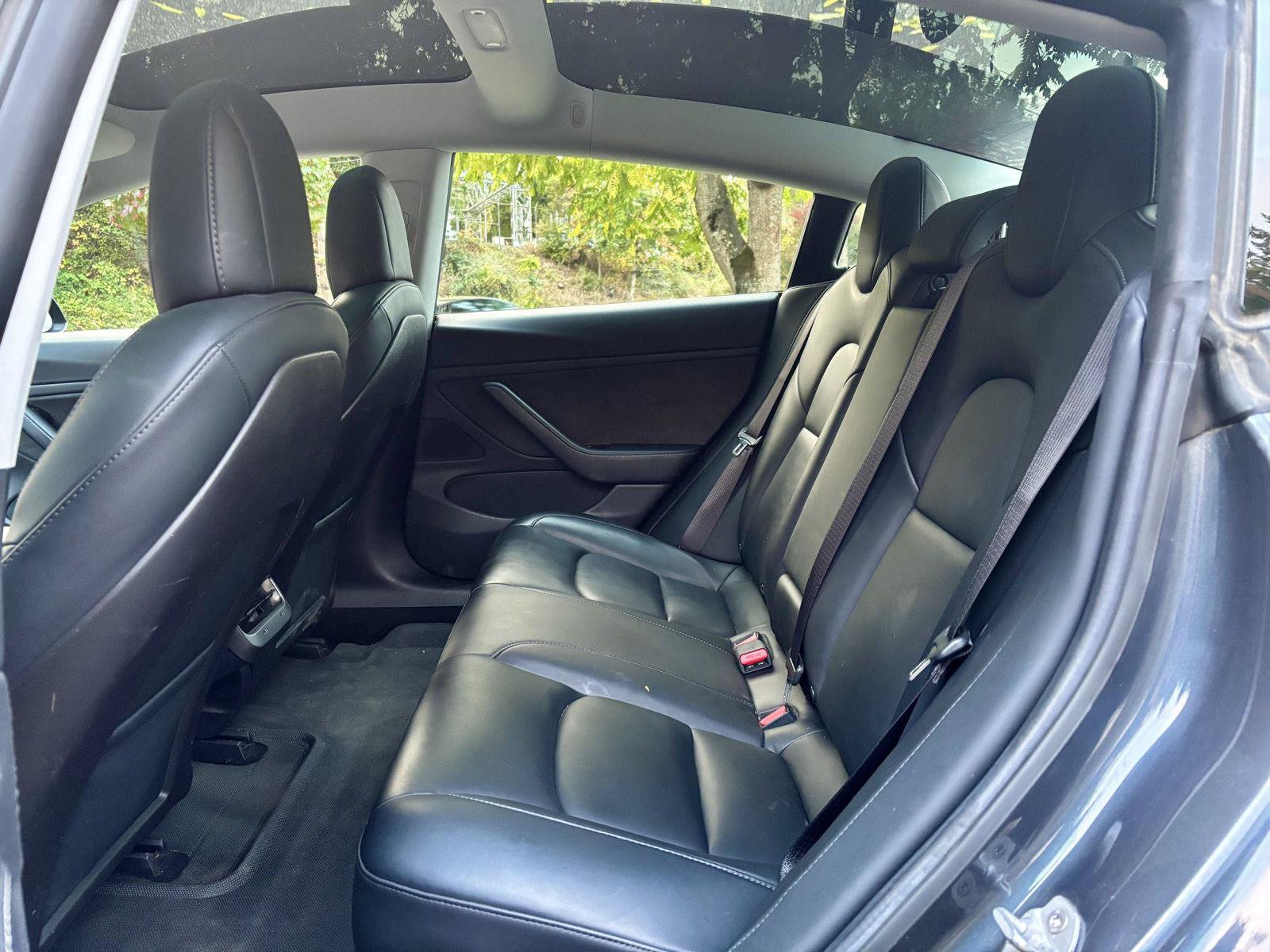 Used 2020 Tesla Model 3 Performance AWD/4WD image 10