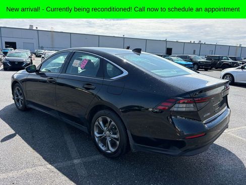 Used 2023 Honda Accord EX image 5