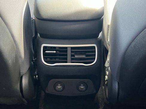 Certified 2023 Hyundai Santa Fe SEL image 19