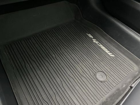 Used 2022 Ford Mustang Mach-E Premium image 27