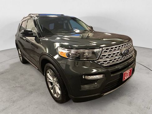 Used 2022 Ford Explorer Limited w/ Equipment Group 301A AWD/4WD image 7