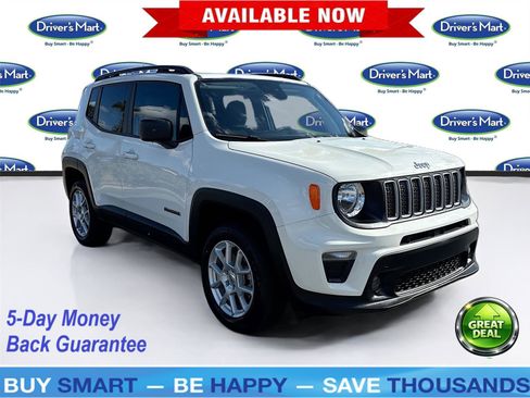 Used 2022 Jeep Renegade Latitude w/ Sun/Sound Group image 1