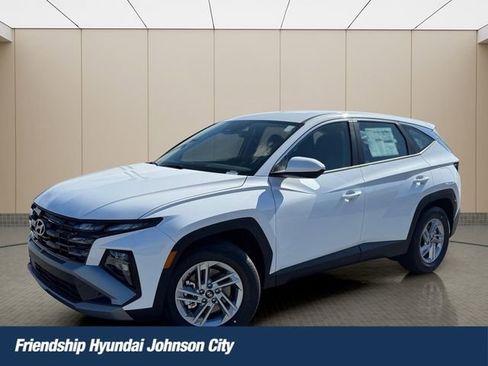 New 2026 Hyundai Tucson SE FWD image 1