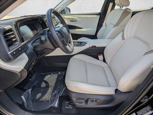 Used 2026 Toyota Crown w/ Advanced Technology Package AWD/4WD image 17