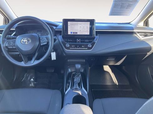 Used 2023 Toyota Corolla LE image 10