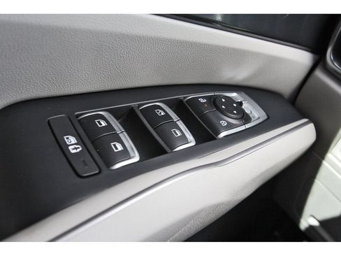 Used 2026 Kia Sorento S FWD image 20