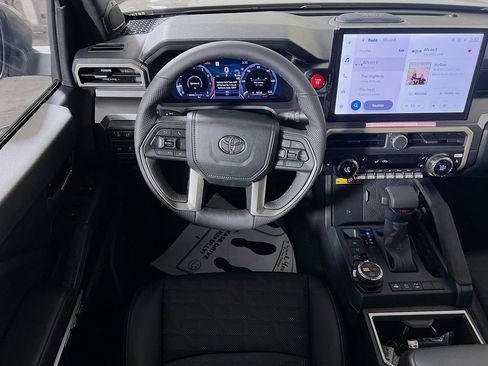 New 2026 Toyota Tacoma TRD Off-Road AWD/4WD image 18