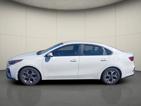 Used 2020 Kia Forte LXS image 4