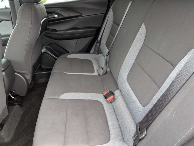 Used 2023 Chevrolet TrailBlazer LT FWD image 16