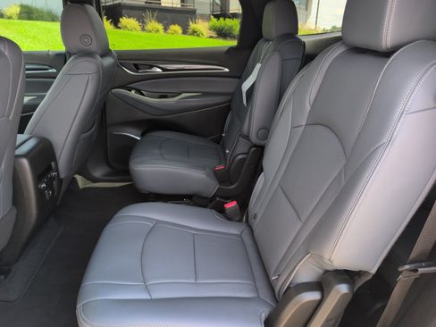 Used 2024 Buick Enclave Essence w/ Experience Buick Package FWD image 13