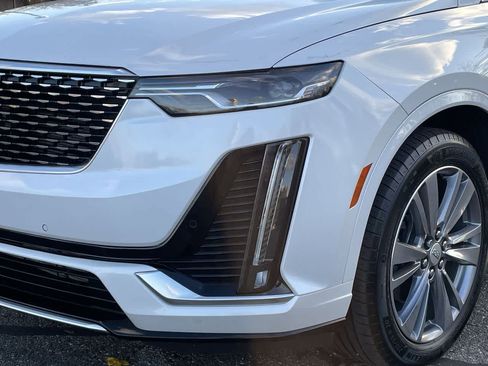 Certified 2024 Cadillac XT6 Premium Luxury w/ LPO, Floor Liner Package image 40