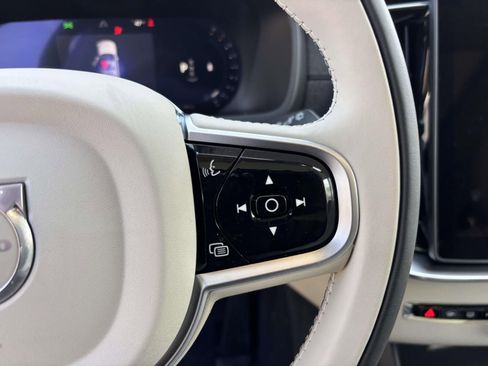 New 2026 Volvo XC90 B6 Ultra w/ Protection Package image 19