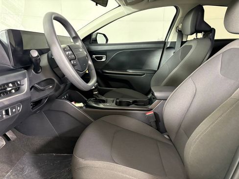 New 2026 Kia K4 FWD image 21