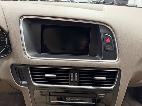 Used 2013 Audi Q5 3.0T Premium Plus AWD/4WD image 38