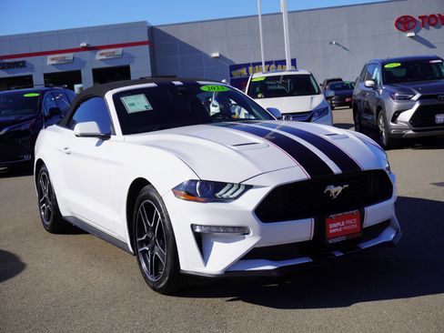 Used 2023 Ford Mustang Premium image 22