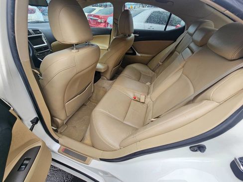 Used 2006 Lexus IS 350 image 11