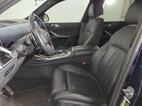 Used 2024 BMW X7 xDrive40i w/ Executive Package AWD/4WD image 5