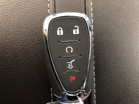 Used 2023 Chevrolet Blazer LT w/ LPO, Black Grille Bar Package image 18