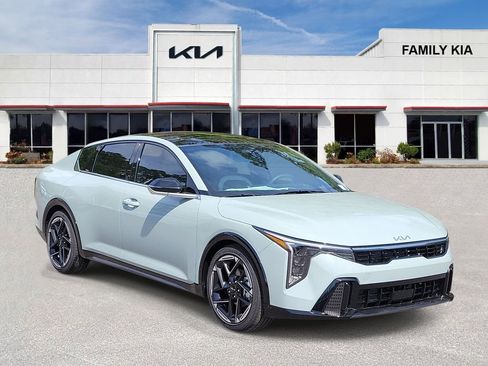 New 2026 Kia K4 GT-Line image 1